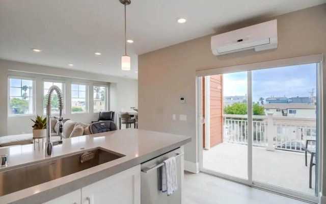 Santa Barbara Loft