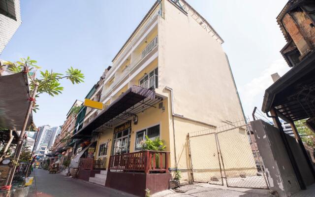 Bangkok Check Inn - Hostel