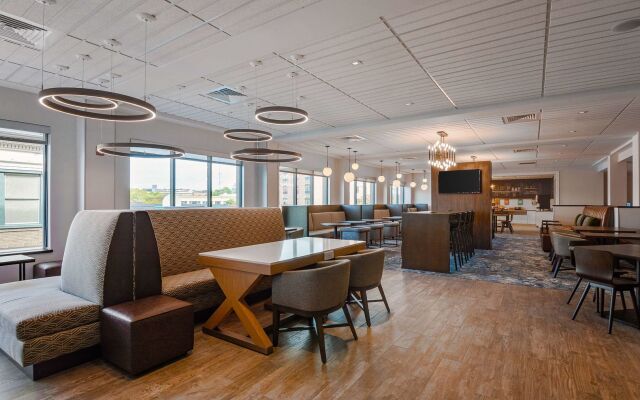 Hampton Inn Salem Boston