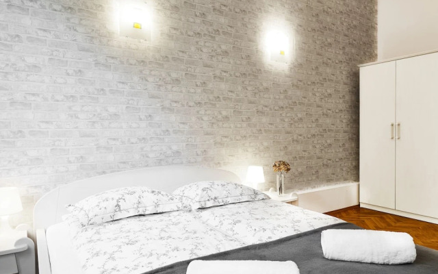 Wondrous Apartment Warszawska street