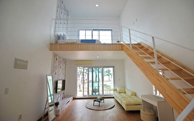 Uljin sanpoli Pension