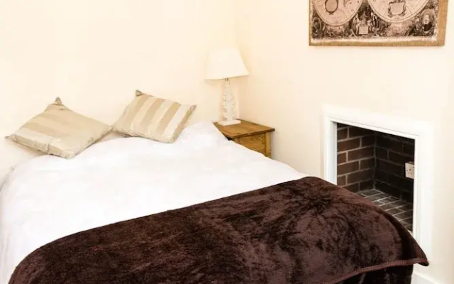 Silver City Apartments, Stylish 2 Bedroom Apartment