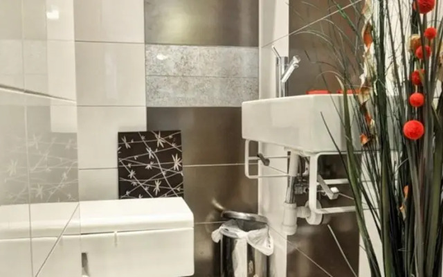 Central & South Park Apartments