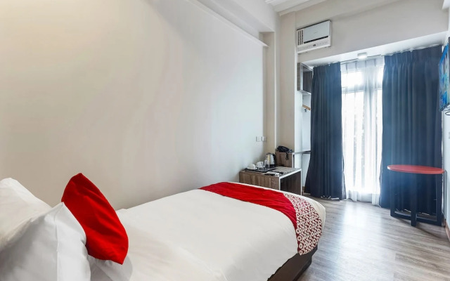 Oyo 241 Airo Hotel