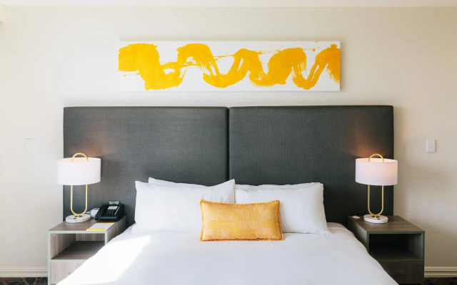 voco Gold Coast by IHG
