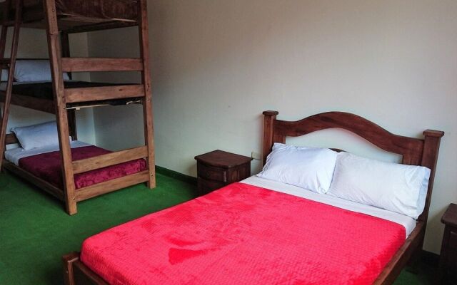 Hostal CQ Candelaria - Hostel