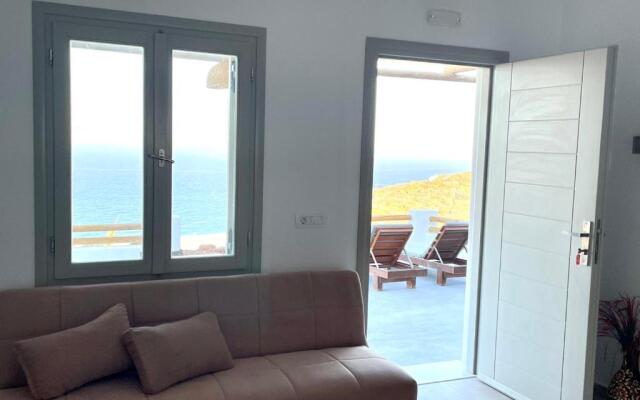 Endless Blue Private Cycladic house with sea view