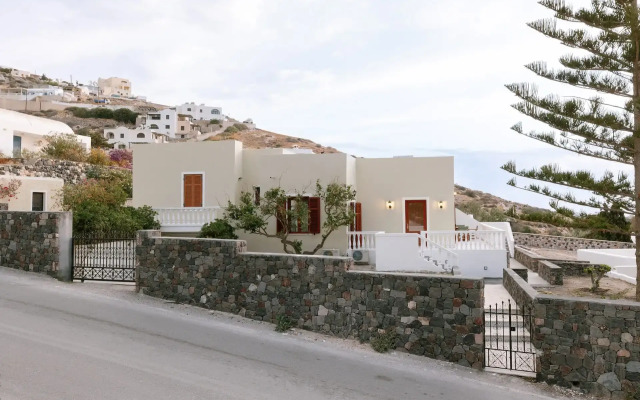 Kaminia Holiday Homes