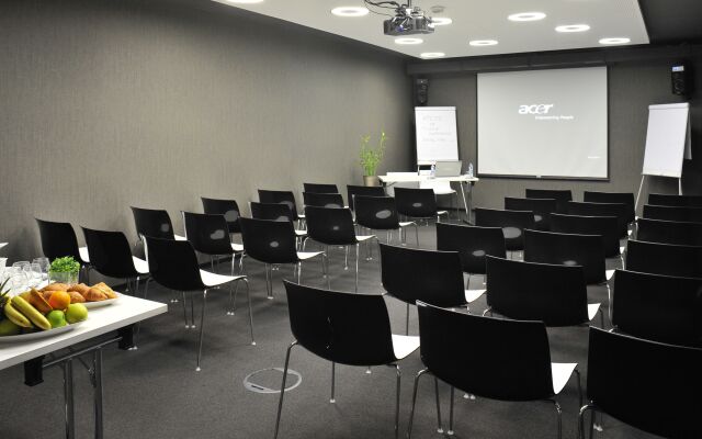 Metropol Design Hotel Old Town