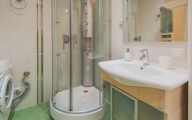 GM Apartment Bryanskaya 12