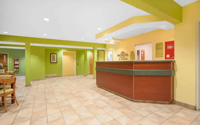 Microtel Inn & Suites Springville