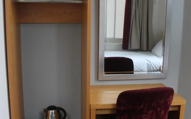 Park Hotel & Apartments