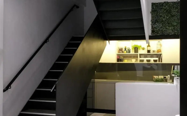 Small Hotel
