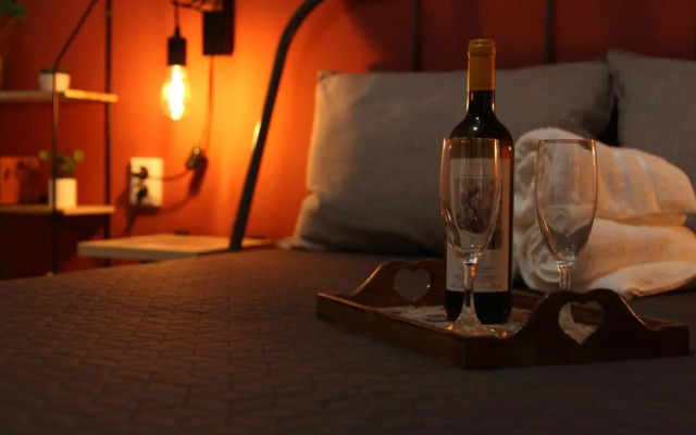 Tobacco Warehouse Apartment