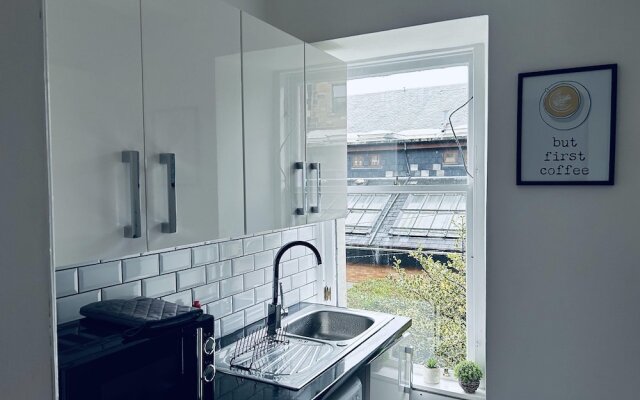 Beautiful one bed Apartment in Glasgow West End