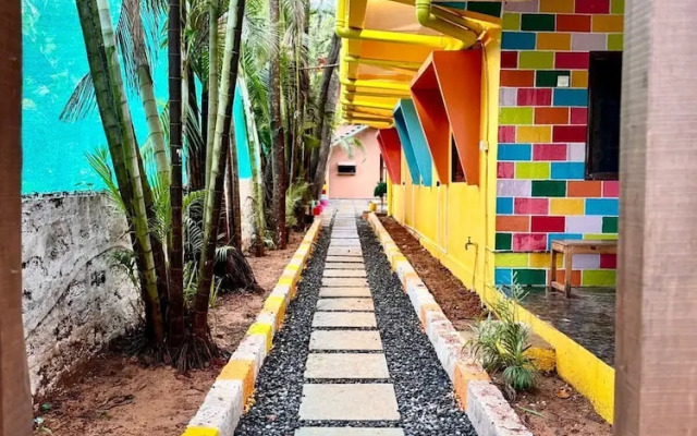 Lost Paradise A Social Hostel