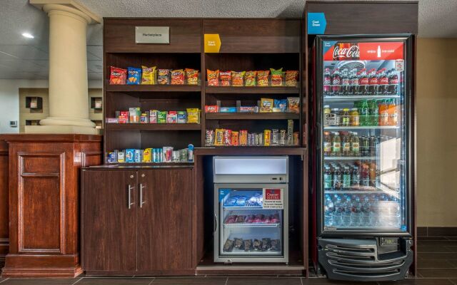 Comfort Suites Lakewood - Denver