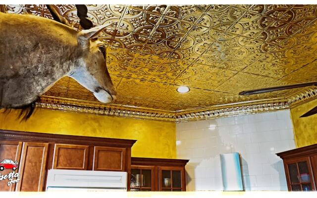 Isetta Inn (Boutique Inn)