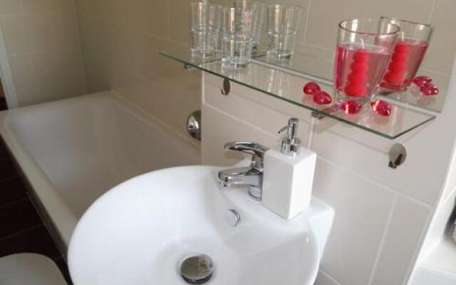 Moderne 1-Zimmer Wohnung Wi-Fi