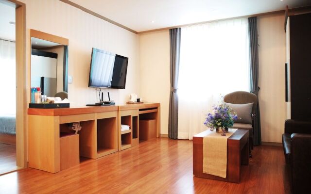 La Belle Hotel In Tongyeong