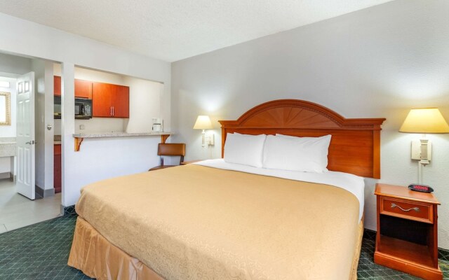 Motel 6 Phoenix - Scottsdale West, AZ