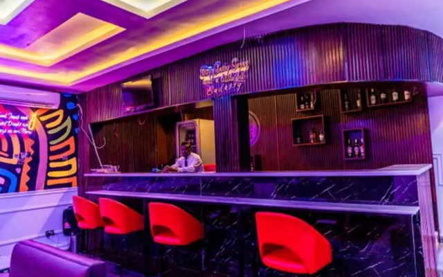 Gallani Suites Hotel