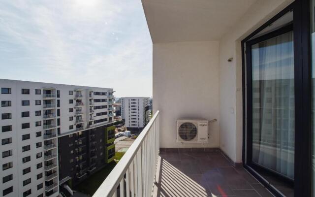 No. 10 - The Penthouse in City Center