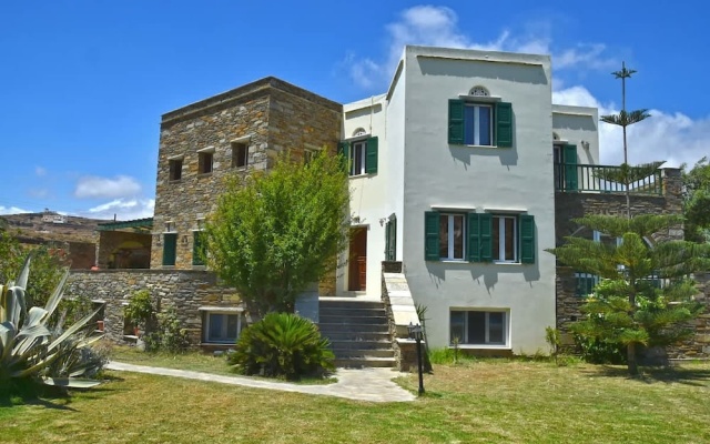 Tinos Luxury Two-storey Villa With Private Pool