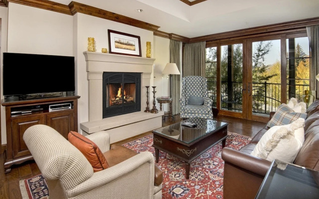 Luxury 2 Bedroom Residence in Lionshead Village