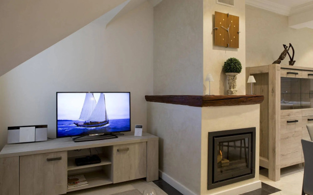 The Queen Luxury Apartments - Villa Cortina