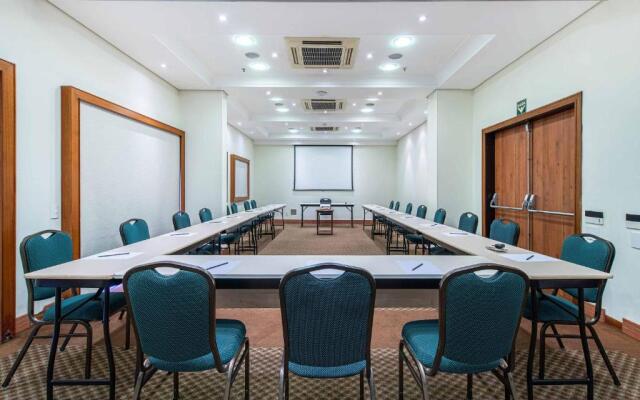 Hotel Cassino Tower Campinas Cambui By Nacional Inn