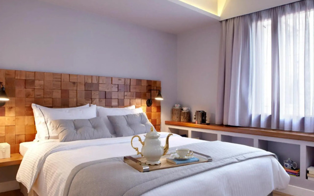 Apollon Library Suites