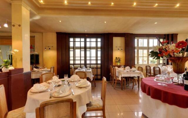 Logis Auberge des Vieux Chenes