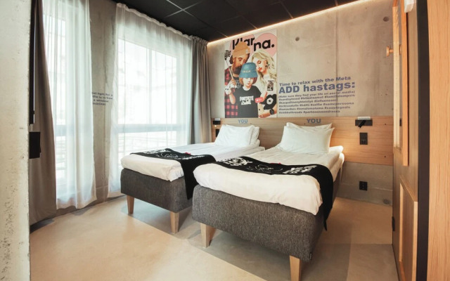 Time Hotel