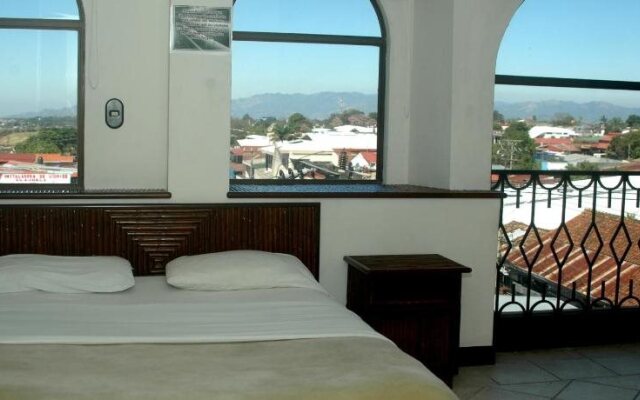 Alajuela Backpackers Airport Hostel
