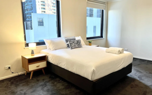 ReadySet Apartments on Kavanagh