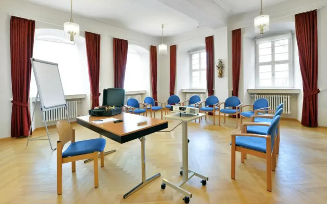 Tagungskloster Frauenberg