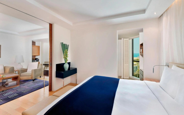 The Ritz-Carlton, Bahrain
