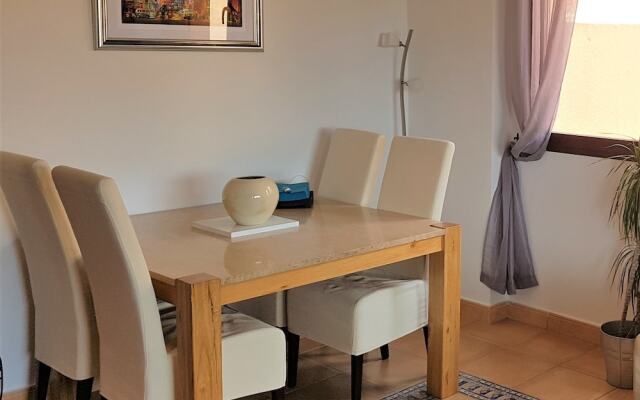 Stunning 4 bed duplex with sea views
