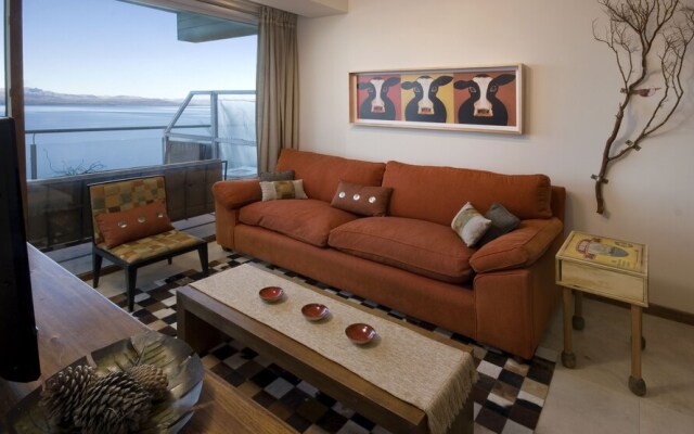 Luxury 3-Bedr Penthouse Lake Views TD3