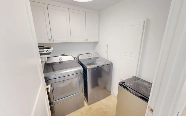 Oceania 602 3 Bedroom Condo