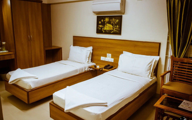 Hotel SPR Inn