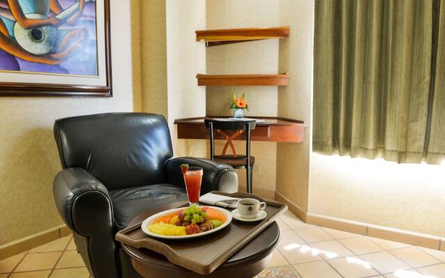 Hotel Plaza Juan Carlos