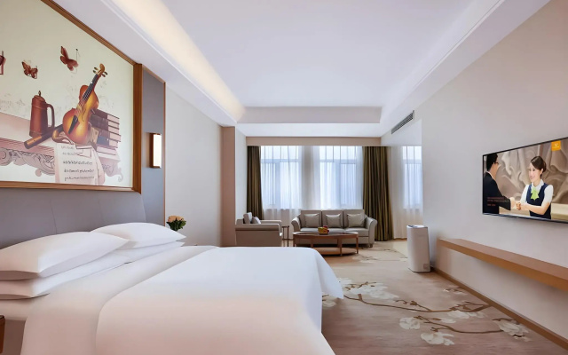 Vienna International Hotel