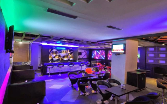 HOTEL VIJAY PARKINN, Gandhipuram, Coimbatore