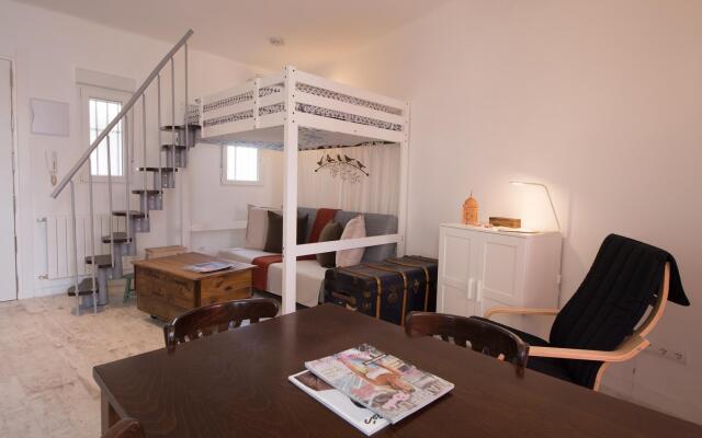 M (Aca11) Estudio 4 Pax