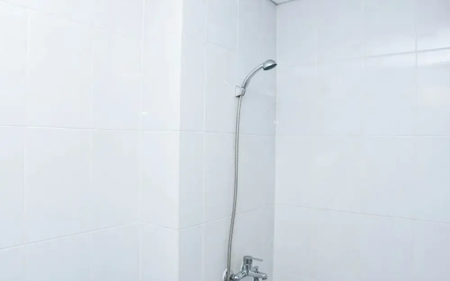 Cozy Living Studio Patraland Urbano Apartment Near Bekasi Station