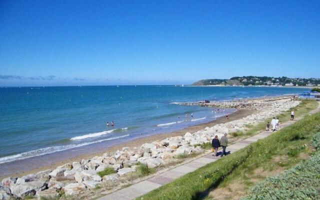 Bel appartement à 200m de la plage