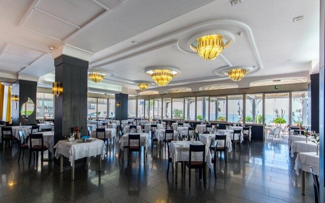 Pietra di Luna Hotel