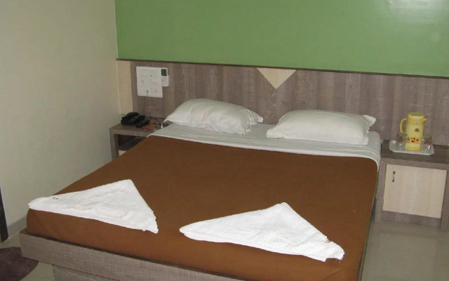 Hotel Galaxy Residency